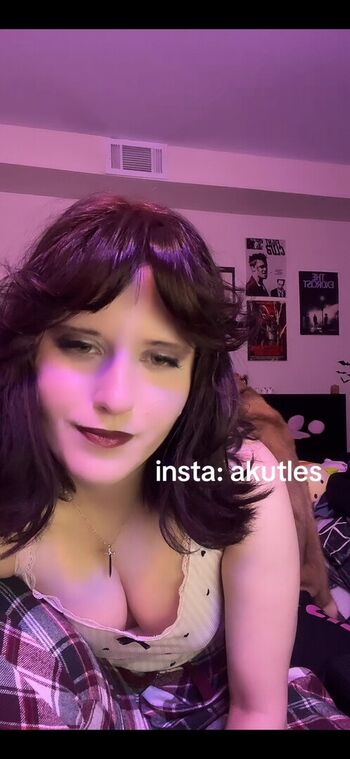 Full leaked Akutles private onlyfans photo