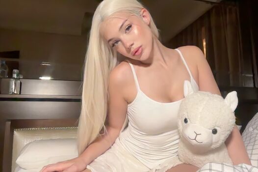 Full leaked Akyuliych page private onlyfans photo