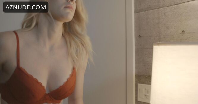 Alena Savostikova