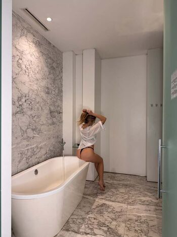 Full leaked Angeles watters private onlyfans photo
