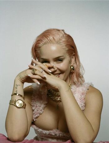 Full leaked Annemarie private onlyfans photo
