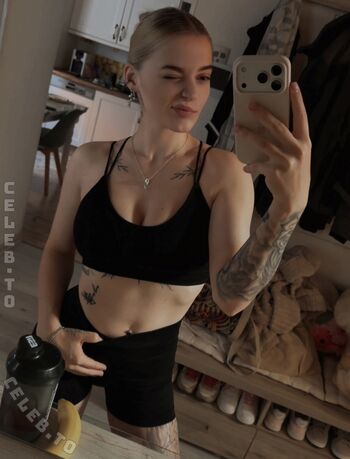 Full leaked Anny vans private onlyfans photo