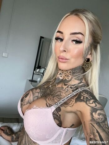Full leaked Bad xmoni private onlyfans photo