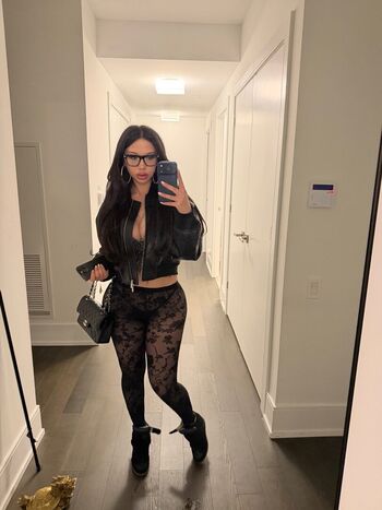 Full leaked Bbyanni private onlyfans photo