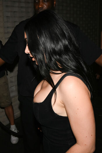 Full leaked Charli xcx private onlyfans photo
