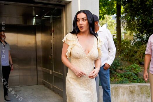 Full leaked Charli xcx private onlyfans photo