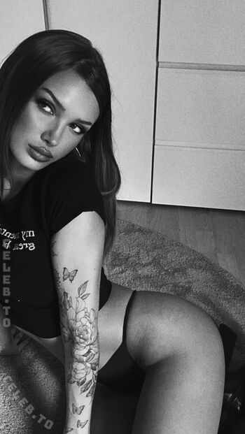 Full leaked Cheyenne heise private onlyfans photo