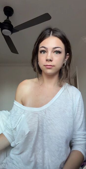 Full leaked Deeznailss private onlyfans photo