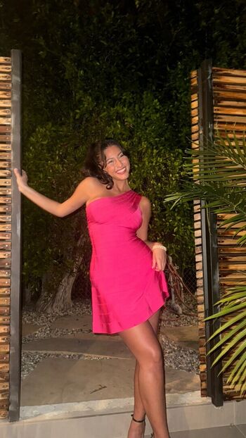 Full leaked Denna hadipour private onlyfans photo