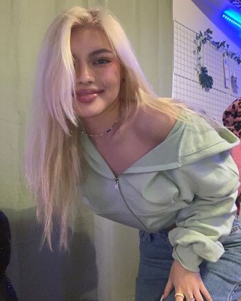 Full leaked Diakimeko private onlyfans photo