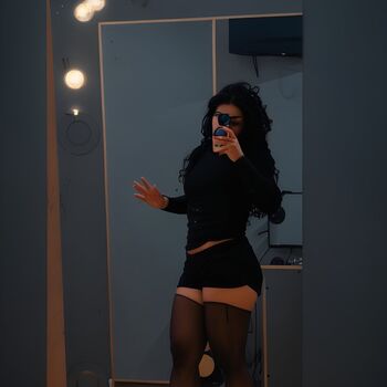 Full leaked Domlinna private onlyfans photo