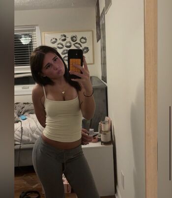 Full leaked Ellabk private onlyfans photo