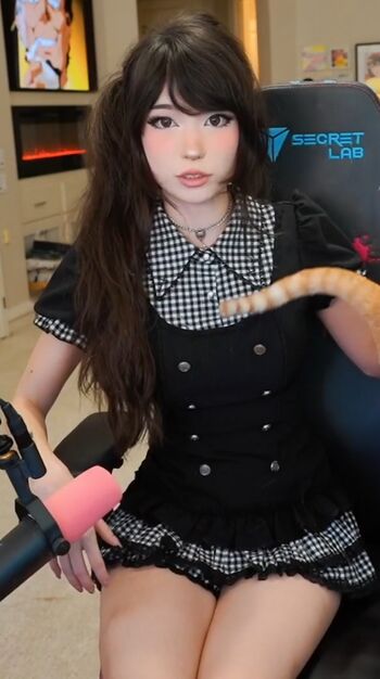 Full leaked Emiru private onlyfans photo