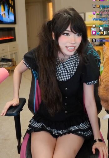 Full leaked Emiru private onlyfans photo