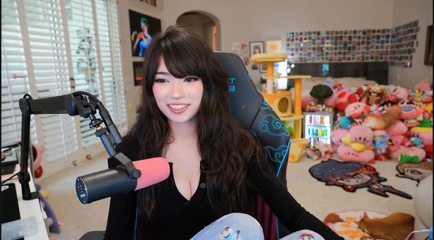 Full leaked Emiru private onlyfans photo