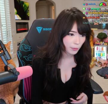Full leaked Emiru private onlyfans photo