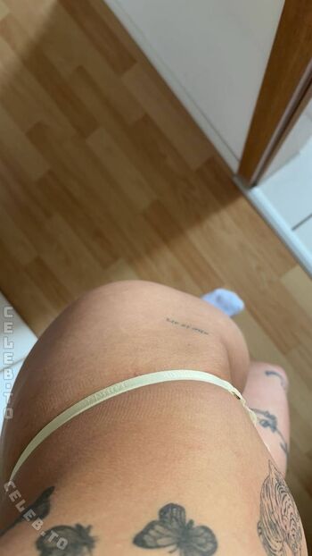 Full leaked Faey private onlyfans photo