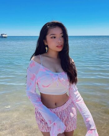 Full leaked Fruitypoppin private onlyfans photo