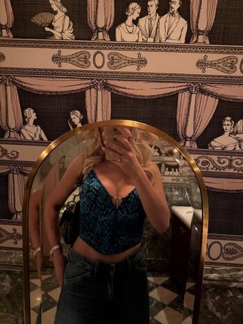 Full leaked Helen flanagan page private onlyfans photo