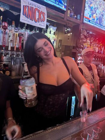 Full leaked Kylie jenner private onlyfans photo