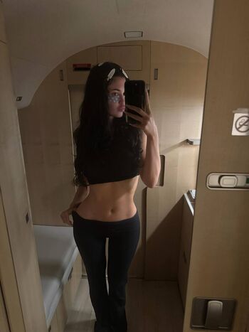 Full leaked Kylie jenner private onlyfans photo