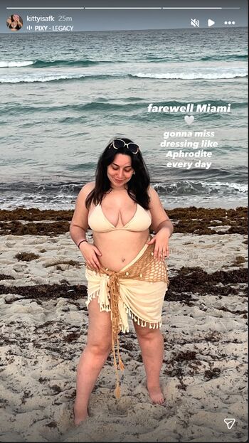 Full leaked Leez private onlyfans photo