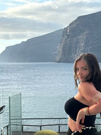 Full leaked Leila hussein private onlyfans photo
