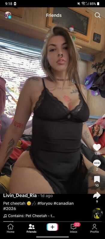 livin_dead_ria