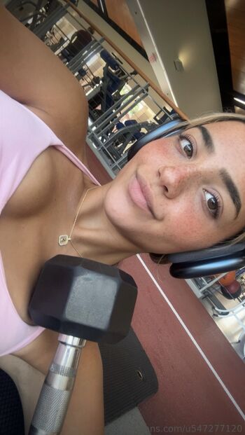 Full leaked Maiamoore private onlyfans photo