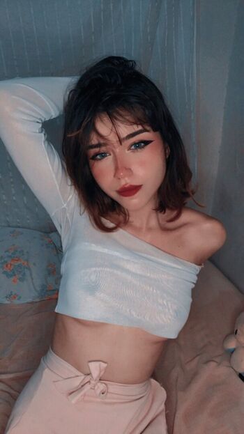 Full leaked Mikamika private onlyfans photo