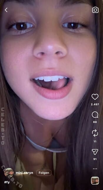 Full leaked Minicaryn page private onlyfans photo