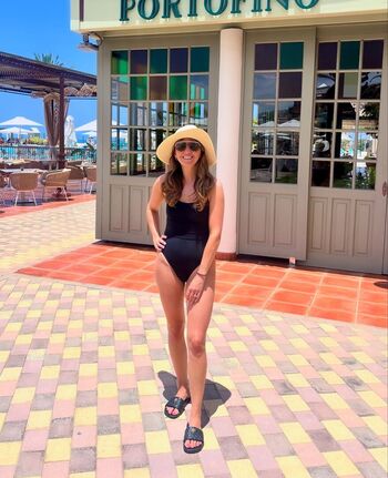Full leaked Samia longchambon private onlyfans photo