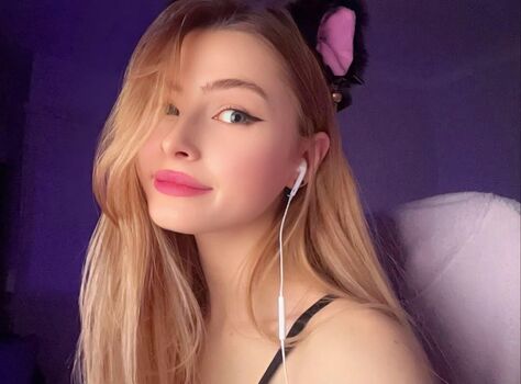 Full leaked Sassynessa page private onlyfans photo