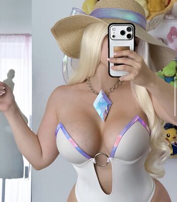 Full leaked Serinide private onlyfans photo