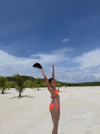 Full leaked Ttahlula private onlyfans photo