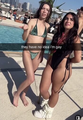 Full leaked Paige herschell/ private onlyfans photo